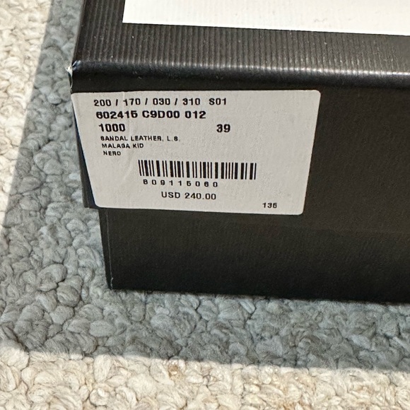 Gucci - Picture 2 of 9